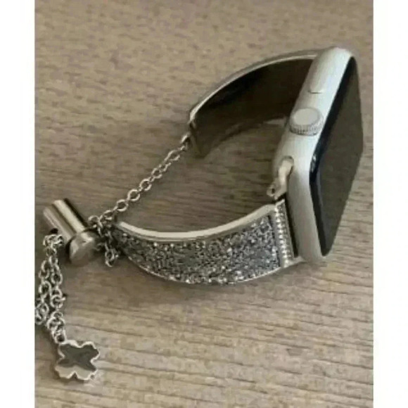Elegant Rhinestone Apple Watch Band - Picture 3 of 4